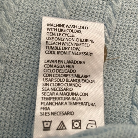 Gorgeous Sky Blue Flutter Short Sleeve Front Buttoned Top by Weatherproof. - Picture 7 of 8